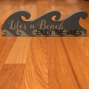 Beach shelving decor
